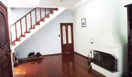 Casa com 2 dormitórios 2 suítes à venda na Bela Vista