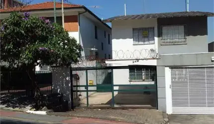 Casa 3 dormitórios na Vila Clementino