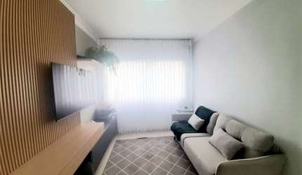Apartamento mobiliado a venda de 3 dormitórios, 2 wc, 1 vaga com lazer. Moema. Traga somete sua mala