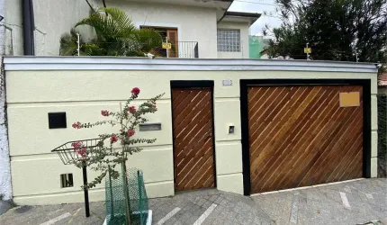 Ótima casa na Vila Madalena!