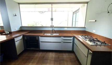 Excelente casa no Jardim Guedala (Morumbi) com valor do m² abaixo do mercado.