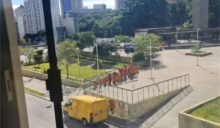 Oportunidade única!Espaço comercial com vista privilegiada e potencial de investimento na Consolação