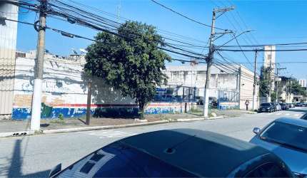 Excelente localização a 500 do Metrô Barra Funda