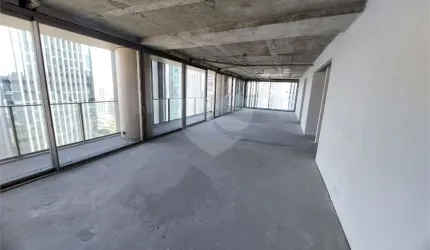 Apartamento Altíssimo Padrão para venda em Pinheiros, 3 suítes, 3 vagas, Lazer!