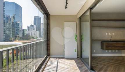 STUDIO COM VARANDA INTEGRADA