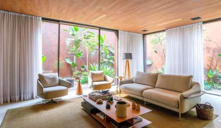 Casa de Alto Padrão com 3 Quartos à venda, 330m², 3 vagas - Jardim Europa