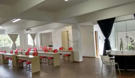 Sala comercial.
