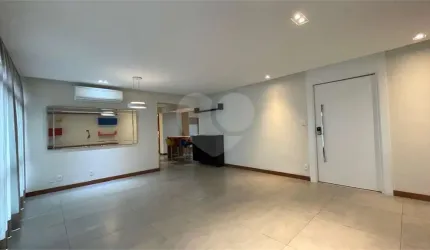 Apartamento venda Jardim América, 3 Dormitórios, suíte, 2 salas, 2 vagas, Próximo ao metro.