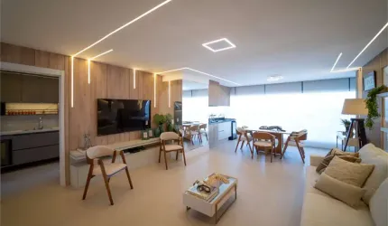 Apartamento novo no Campo Belo, mobiliado e decorado, com 3 suítes e 3 vagas