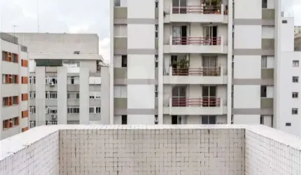 Apartamento à venda com 121m², 3 quartos, 1 suíte e 1 vaga