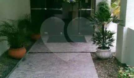 Apartamento de 117m2, 3 dormitórios, 1 suíte, 2 vagas, lazer completo em Pinheiros.