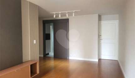 Oportunidade 101m2 Vila Olímpia 2 dormts + escritório