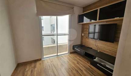 Cobertura Duplex em Pinheiros com 2 dormitorios , sendo 1 suíte e 1 VAGAS