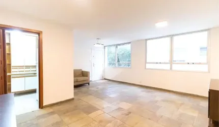 Apartamento com 03 dormitórios na Alameda Casa Branca