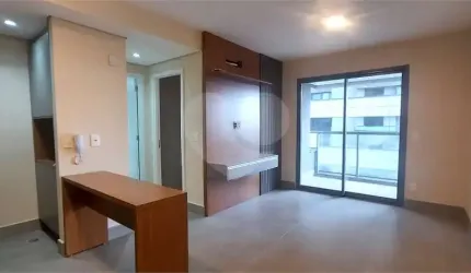 Moema 1 Dormitório, varanda, vista para o Ibirapuera, pronto para morar!!!