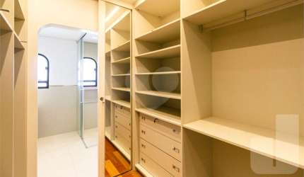 Apartamento sofisticado no coração de Higienópolis,