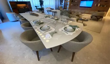 Apartemento com 215 m2, 3 suítes e 3 vagas, em construção, a venda em Moema