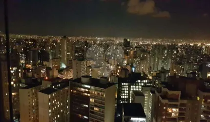 Uma vista espetacular. Uma reforma  feita com excelência. Uma decoração de bom gosto.