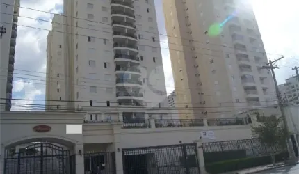 Apartamento recém reformado em frente à Futura Estação do Metrô SESC - Pompéia. Oportunidade Única.