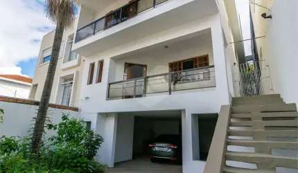 CASA PLANALTO PAULISTA, 297 METROS2 , 3 SUITES E 5 VAGAS DE GARAGEM