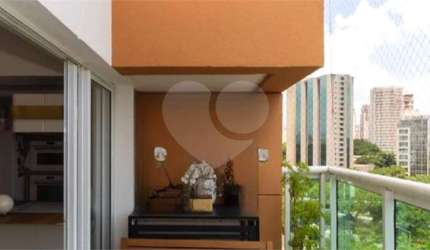 Apartamento duplex à venda de 83 m² na Vila Mariana de 2 suites e 2 vagas.