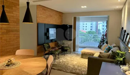 Ótimo apartamento em Moema Índios, 2 suítes e 2 vagas, varanda gourmet e piscina aquecida!