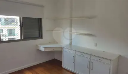 Apartamento-São Paulo-MOEMA | Ref.: REO1084702