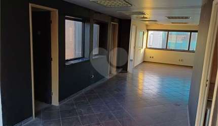 Conjunto Comercial Moema