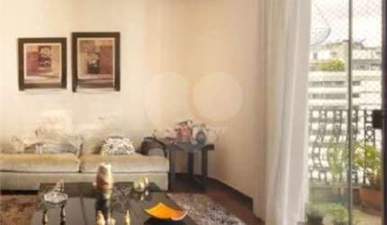 Apartamento 4 Dormitórios - 3 Vagas