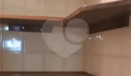 Loja Moema.