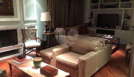 Apartamento reformado de 172 m² no Brooklin