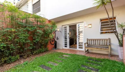 Casa de Vila totalmente reformada!