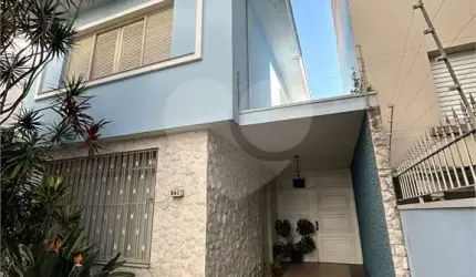 Sobrado 161m2, 3 dormitórios, 1 suíte, 4 vagas, na Vila Clementino.