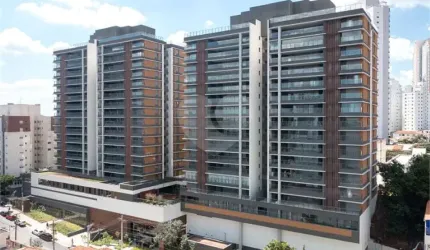 Apartamento em Alto de Pinheiros | 232m² | 3 Suítes | 3 Vagas