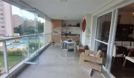 Apartamento na Aclimação - São Paulo SP - 4 dormitórios (3 suítes), Varanda com churrasqueira, Lazer Completo e 3 vagas.