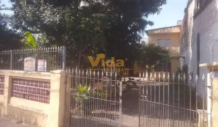 Sobrado em Km 18 - Osasco, SP