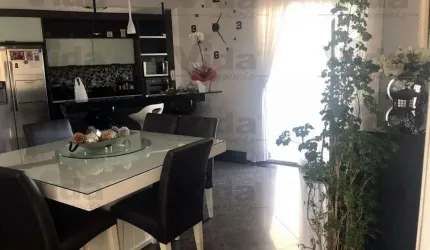 Apartamento Duplex em Km 18 - Osasco, SP