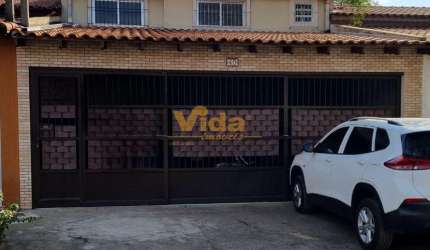 Sobrado em Quitaúna - Osasco, SP