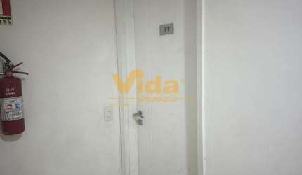 Apartamento em Jardim Tupanci - Barueri, SP