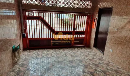 Casa em Conjunto Habitacional Presidente Castelo Branco - Carapicuíba, SP