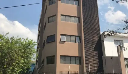 Prédio em Km 18  -  Osasco