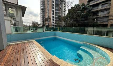 Apartamento na Rua Lages, Centro de Joinville,  com 108,77m² -  3 Dormitórios sendo 1 Suíte e 1 Vaga de garagem.