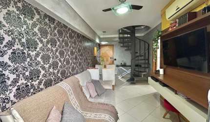 Apartamento duplex com área de lazer privativa- Embaré - Santos
