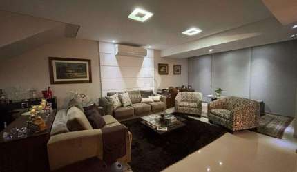 Excelente cobertura no coração do Embaré – 274m² de puro conforto e sofisticação!