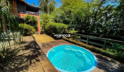 Excelente casa com 4Qts em condomínio fechado no Itanhangá