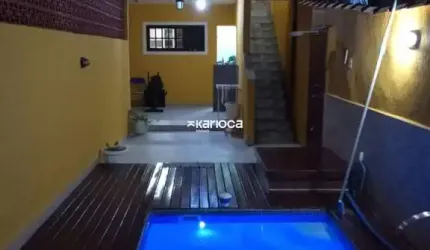 Casa com piscina no Pechincha