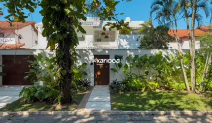 Casa na Barra da Tijuca com 3 quartos, 1 suíte