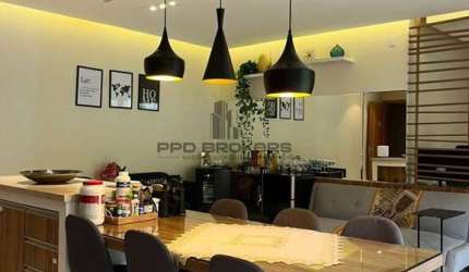 Apartamento no condomínio Paisagem Tamboré