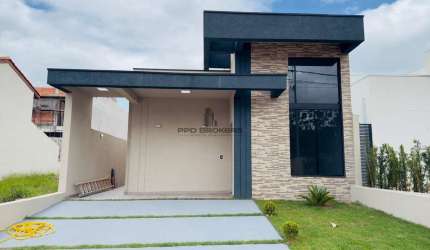Casa em condomínio no Lago dos Pássaros - Cotia
