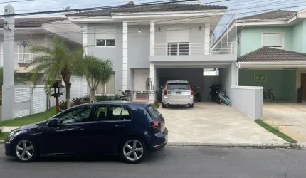 Casa na Granja Viana - Estuda permuta por apartamento em Alphaville